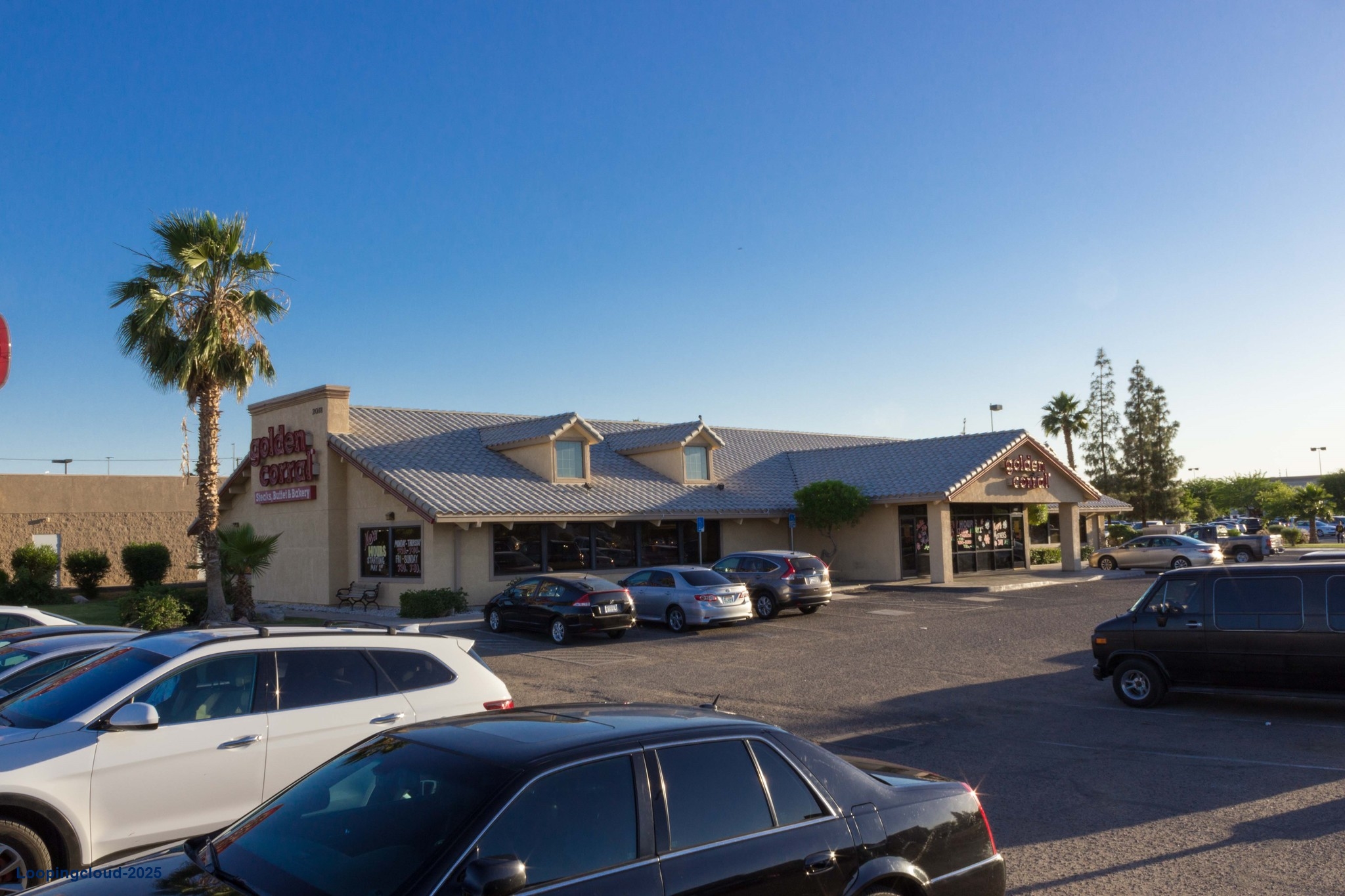 Golden Corral Buffet & Grill