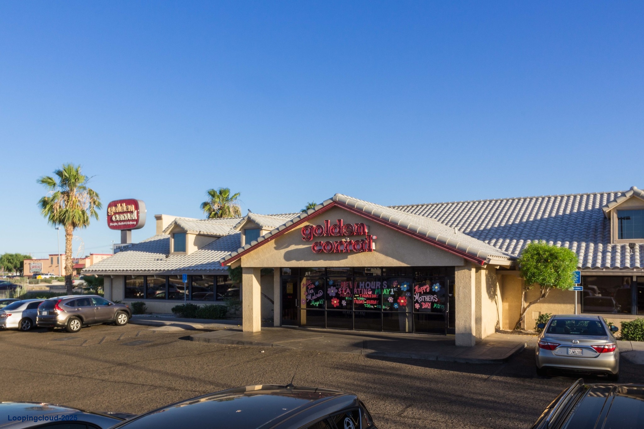 Golden Corral Buffet & Grill
