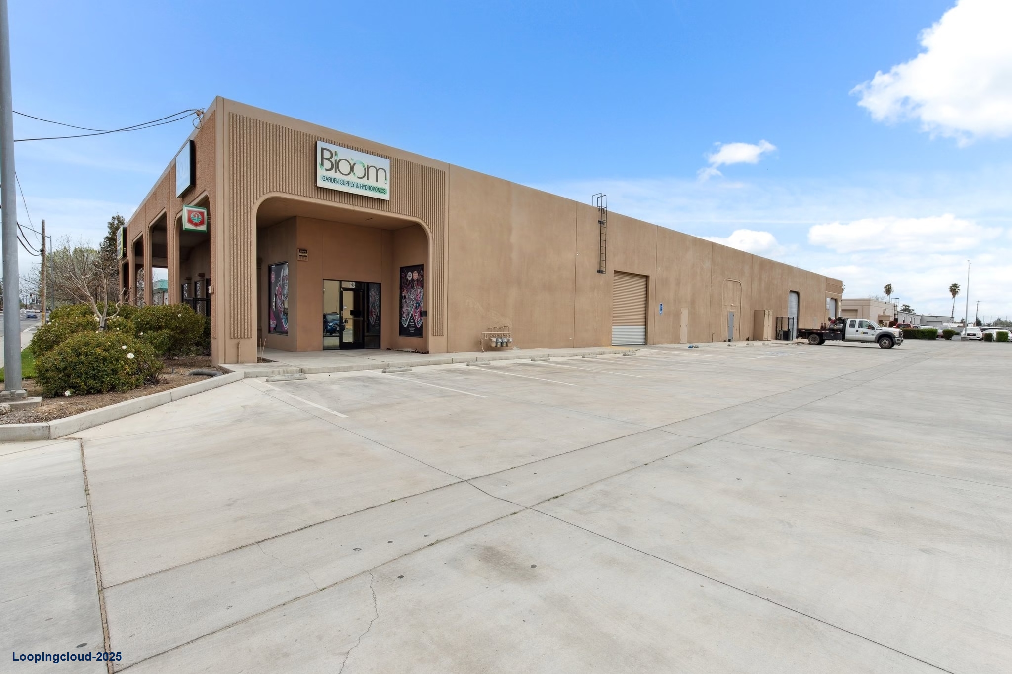 Exclusive Warehouse