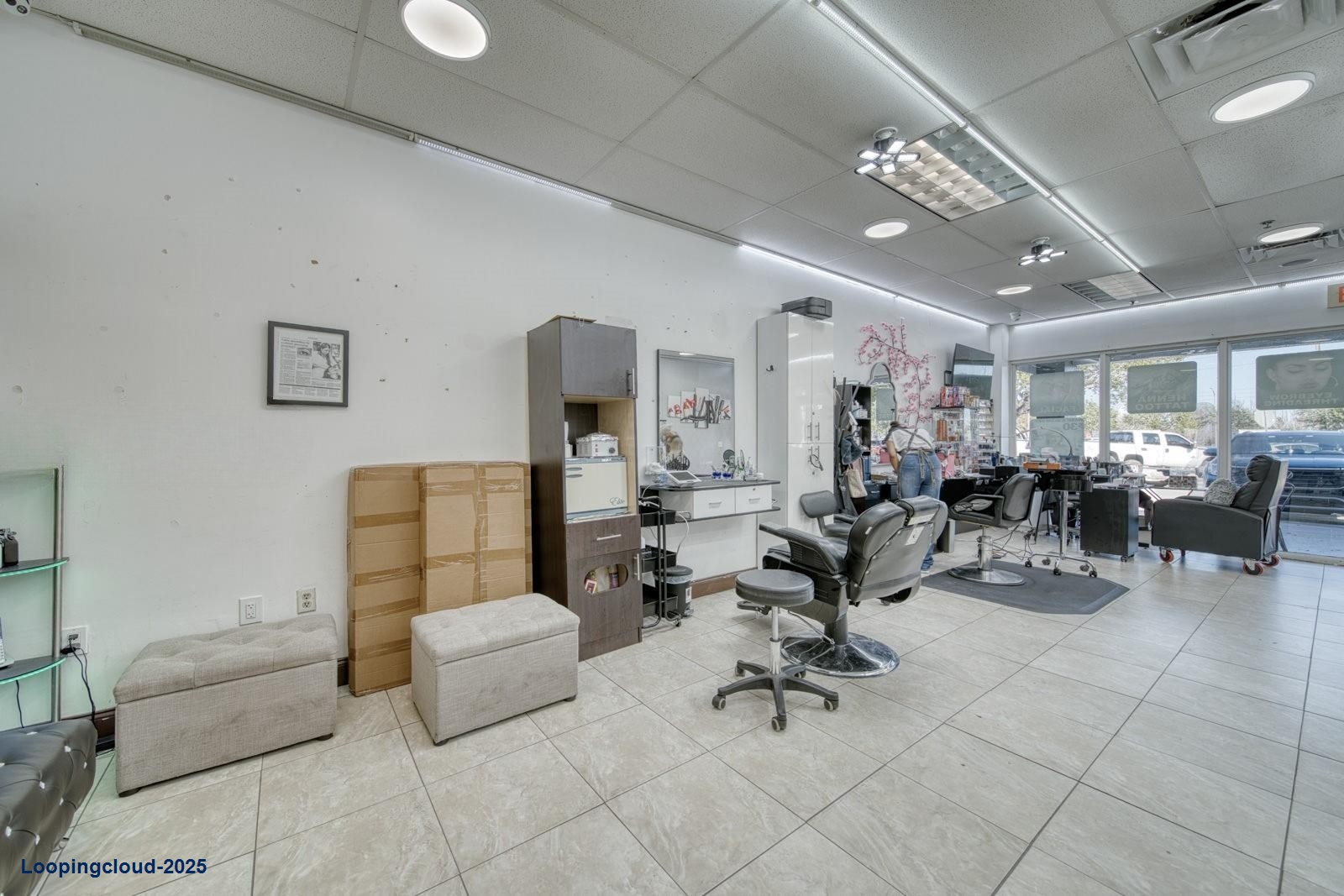 Nice Beauty Salon