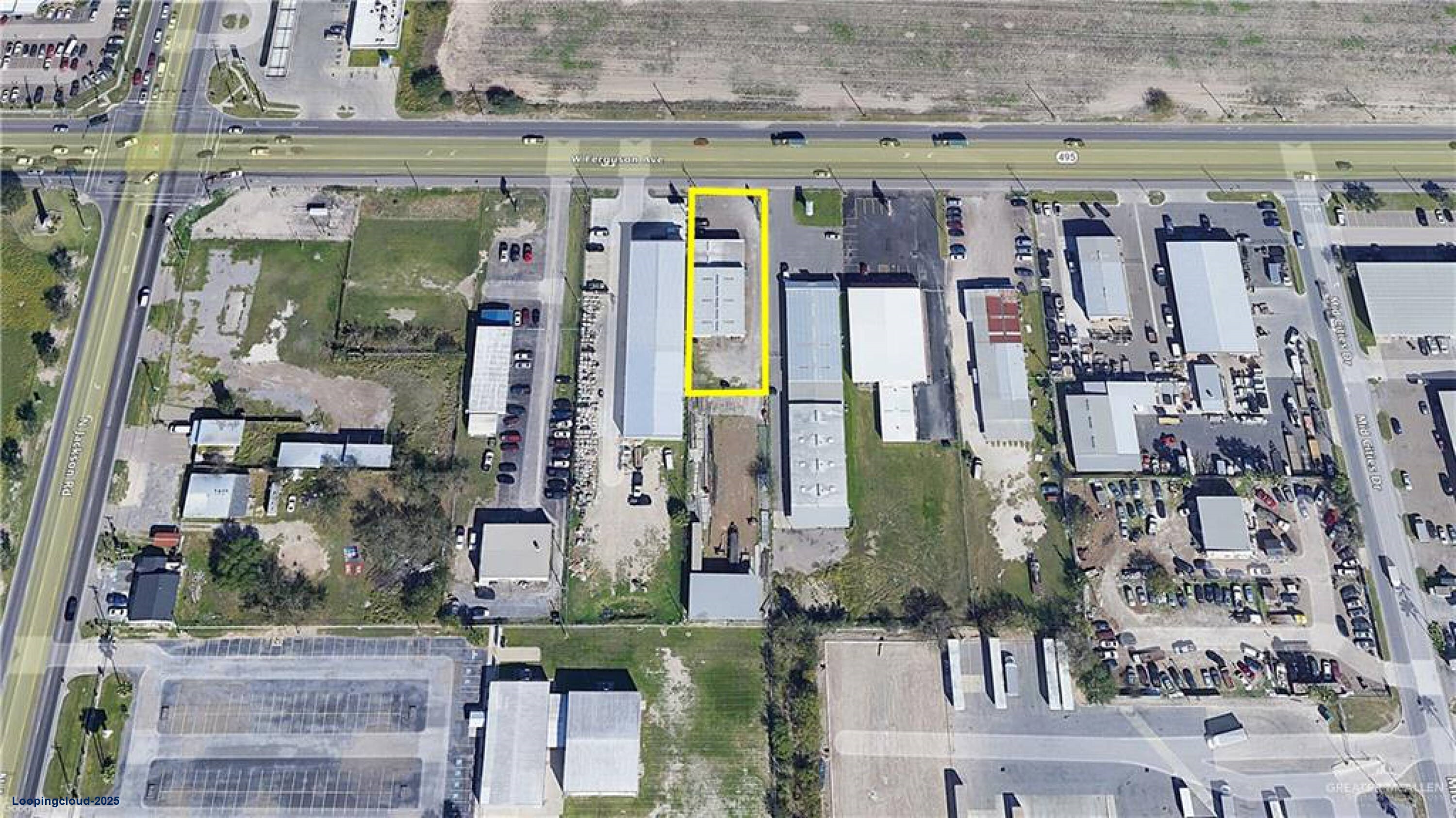 5,250 SF Retail/Warehouse on 0.49 AC – Prime Location Near I-69