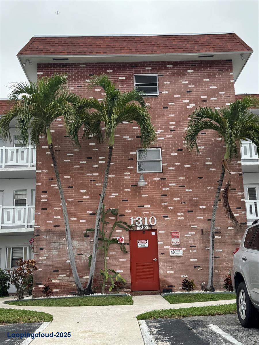 Cozy Residential Condo