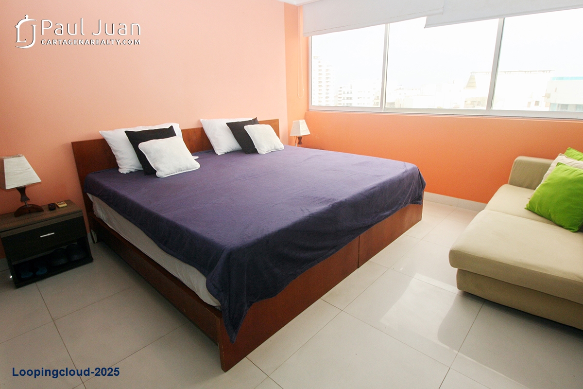Spacious Penthouse with Breathtaking Views of El Laguito & Cartagena Skyline