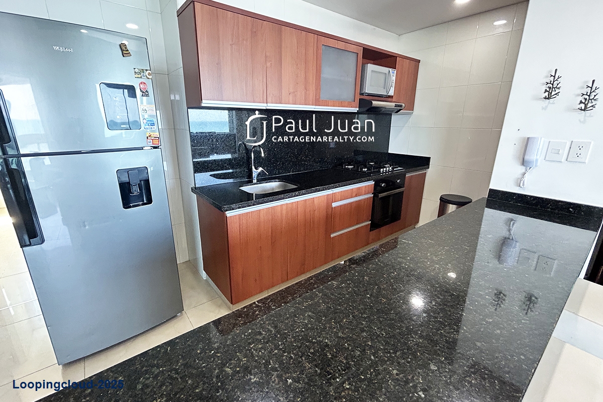 Fully Renovated Beachfront Apartment with Sea & Bay Views – 2 Beds, Furnished