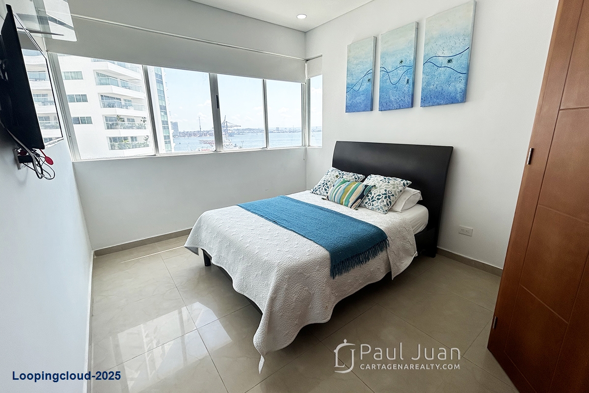 Fully Renovated Beachfront Apartment with Sea & Bay Views – 2 Beds, Furnished