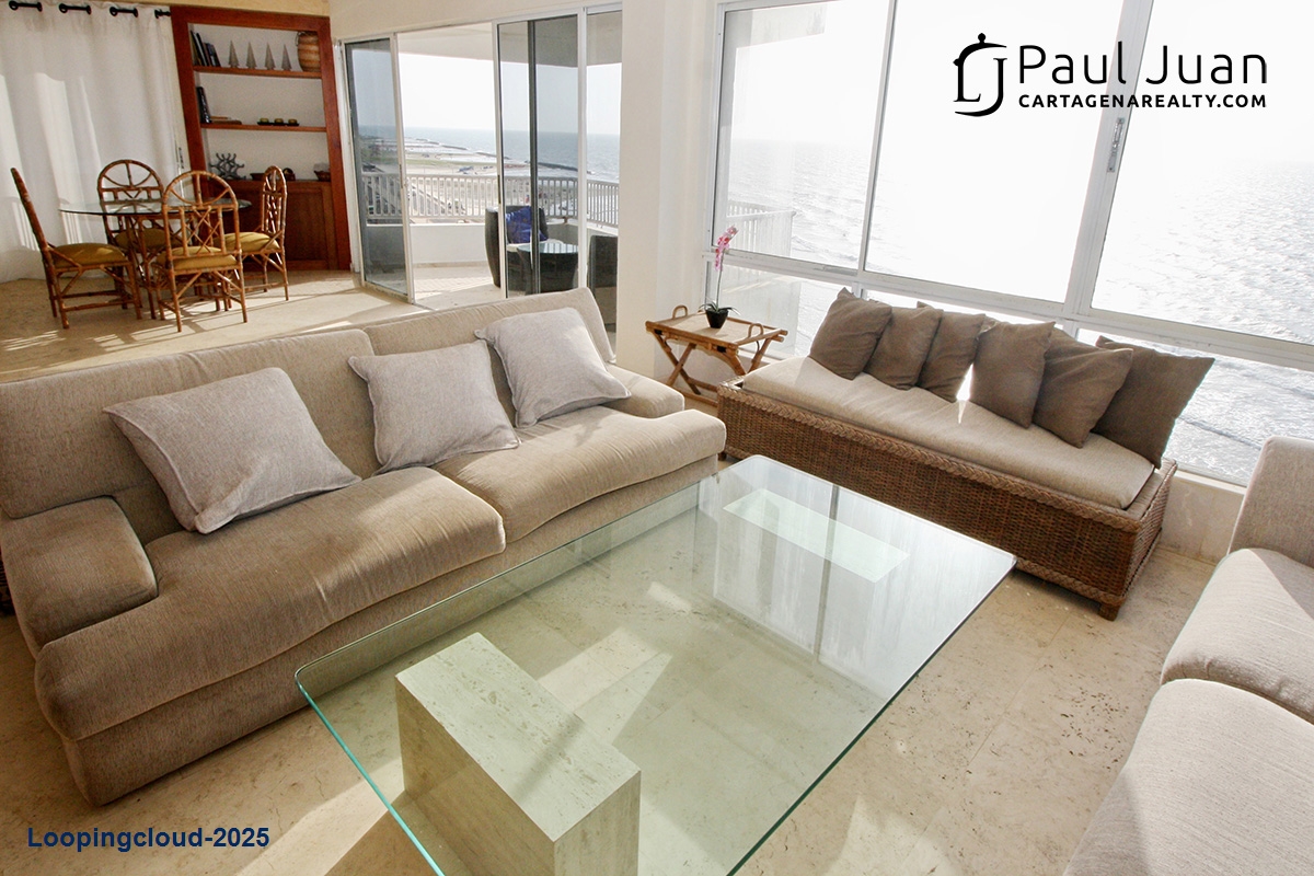 Turn-Key 1-Bed Oceanfront Apartment with Balcony & Spectacular Views