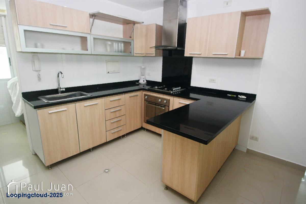 Cozy 2-Bed Apartment with Balcony – Peaceful Setting Surrounded by Lush Greenery