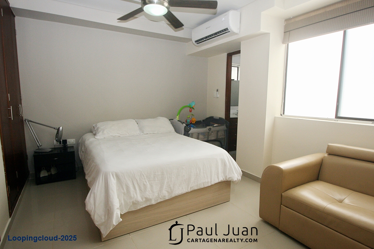 Updated Apartment in Prime Cartagena Location