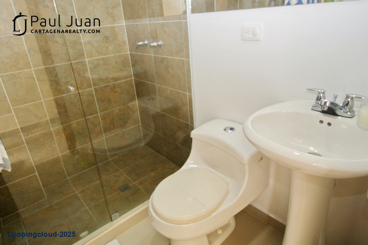 Updated Apartment in Prime Cartagena Location
