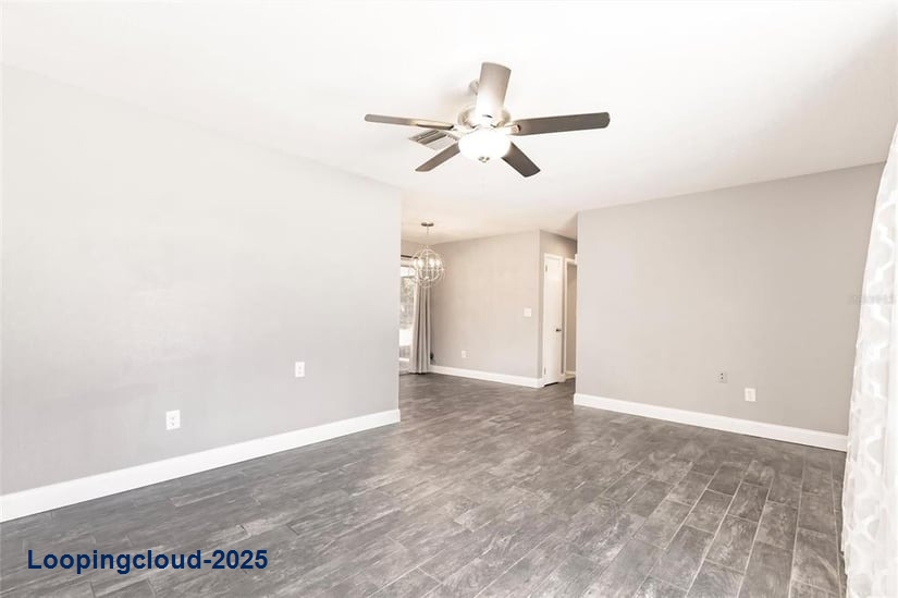 Charming 3-Bedroom Single Family Home in Gulf Cove with Screened Patio & Optional River Access