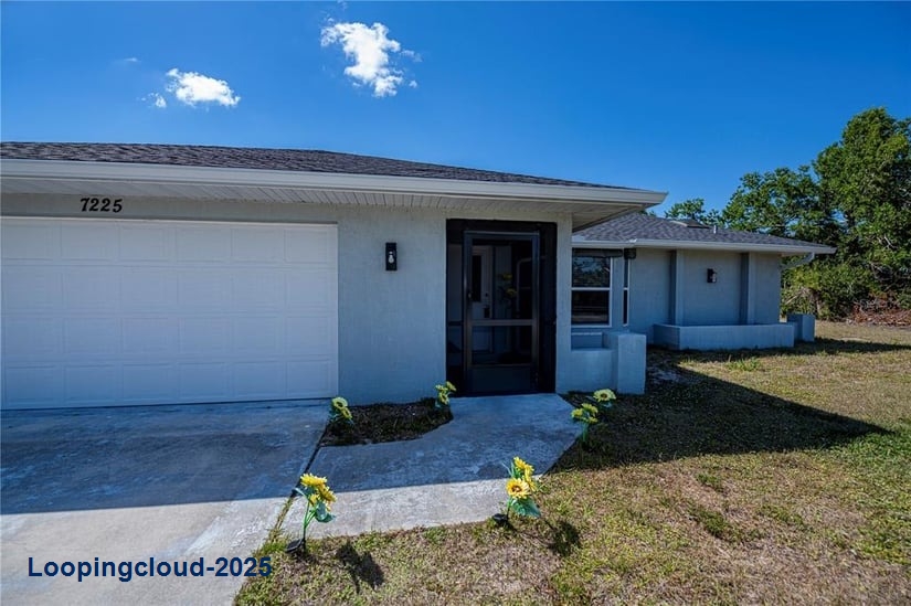 Private Waterfront Single Family Home on 200+ Ft Canal – New Roof, No HOA, Boater’s Dream!