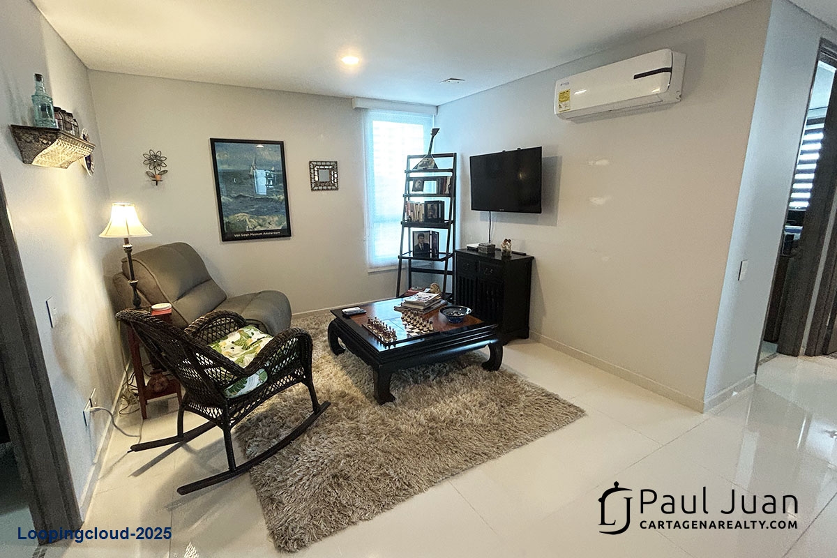 Impeccable 3-Bedroom Apartment with Study, Balcony & Garage – Move-In Ready!