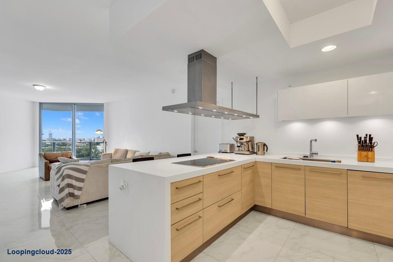 Spectacular Condo
