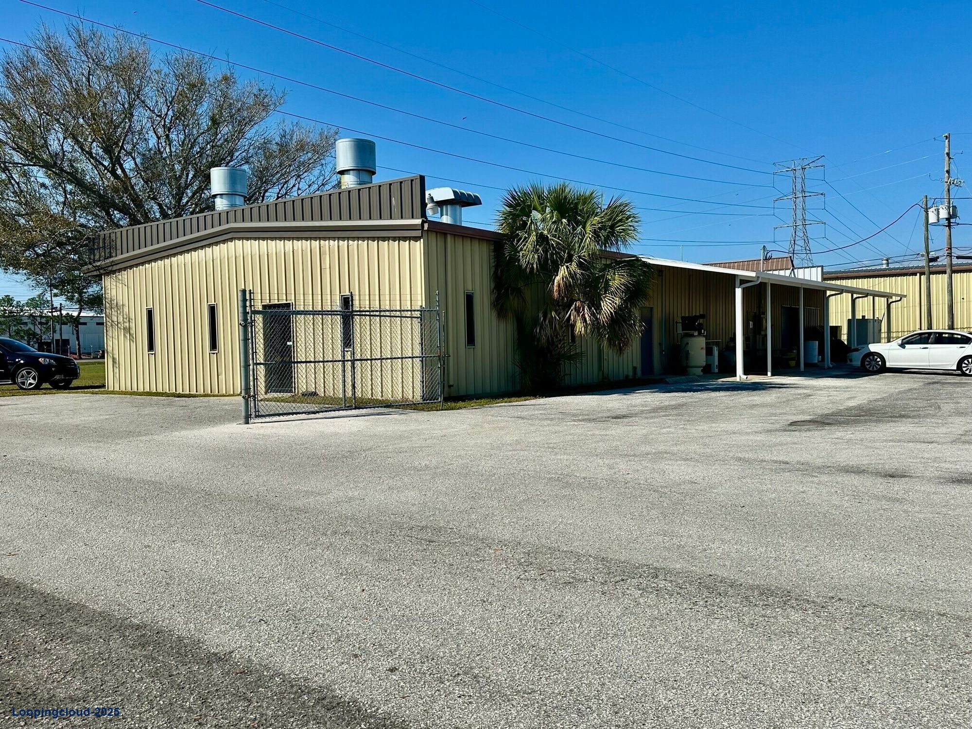 CLEARWATER INDUSTRIAL 4000 SF MANUFACTURING ZONING