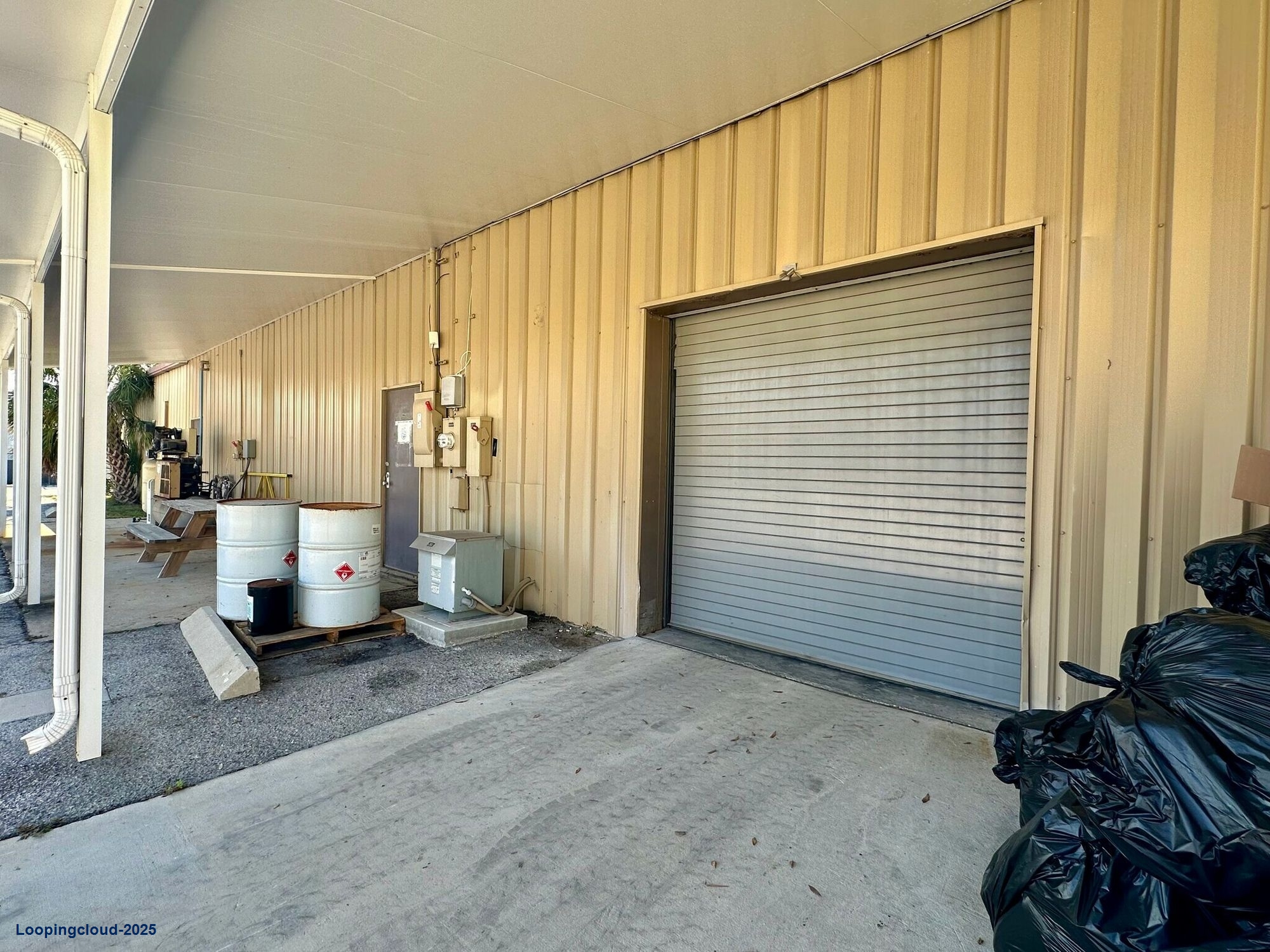 CLEARWATER INDUSTRIAL 4000 SF MANUFACTURING ZONING