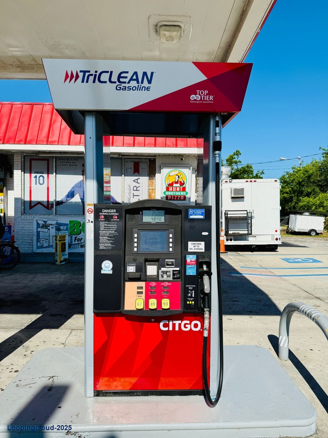 (7.4% CAP RATE) TAMPA BAY CITGO W/ GO MARET C-STORE (20-YEAR NNN LEASE)!