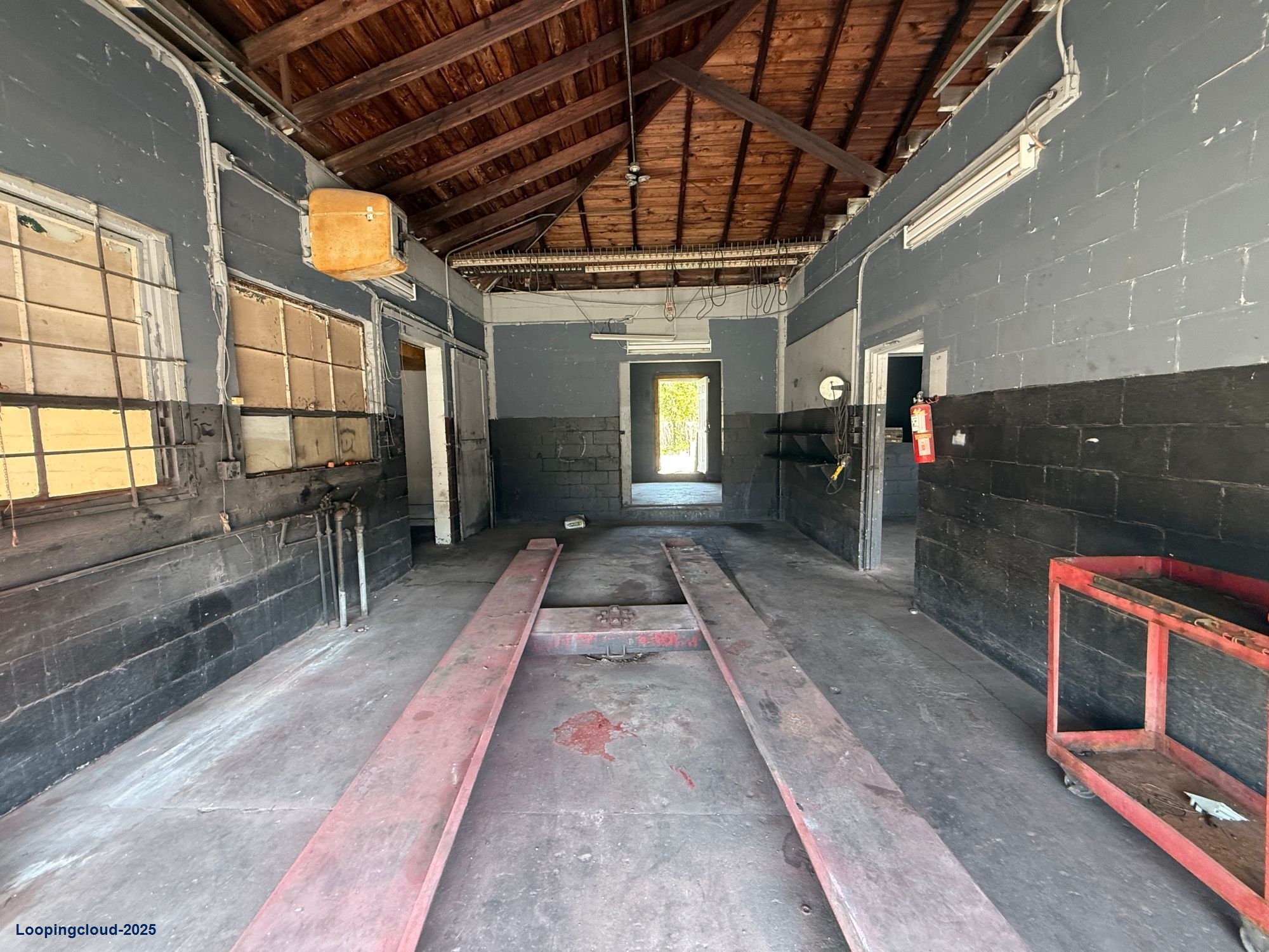 Commercial Property for Sale in Tampa Florida 33605