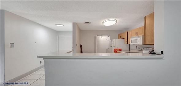 11241 W Atlantic Blvd Coral Springs Florida, 33071 | Gorgeous Condo