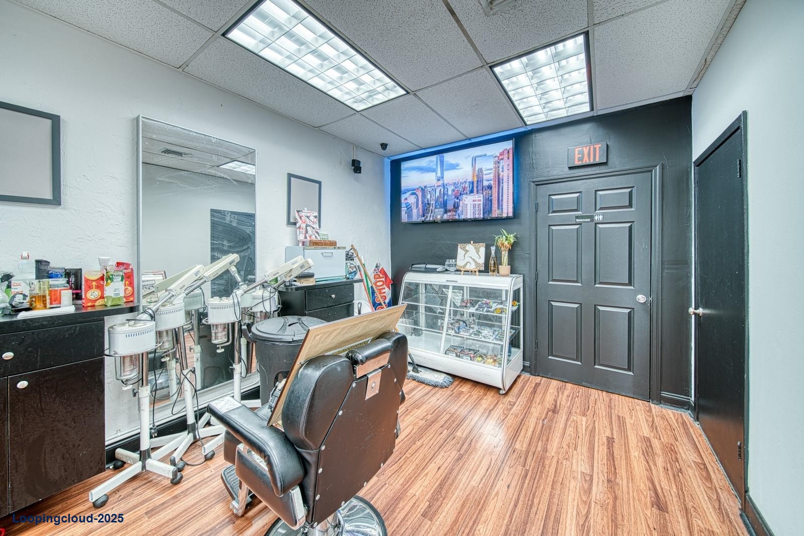 Well-Established Barber Shop Available for Sale in Palmetto Bay