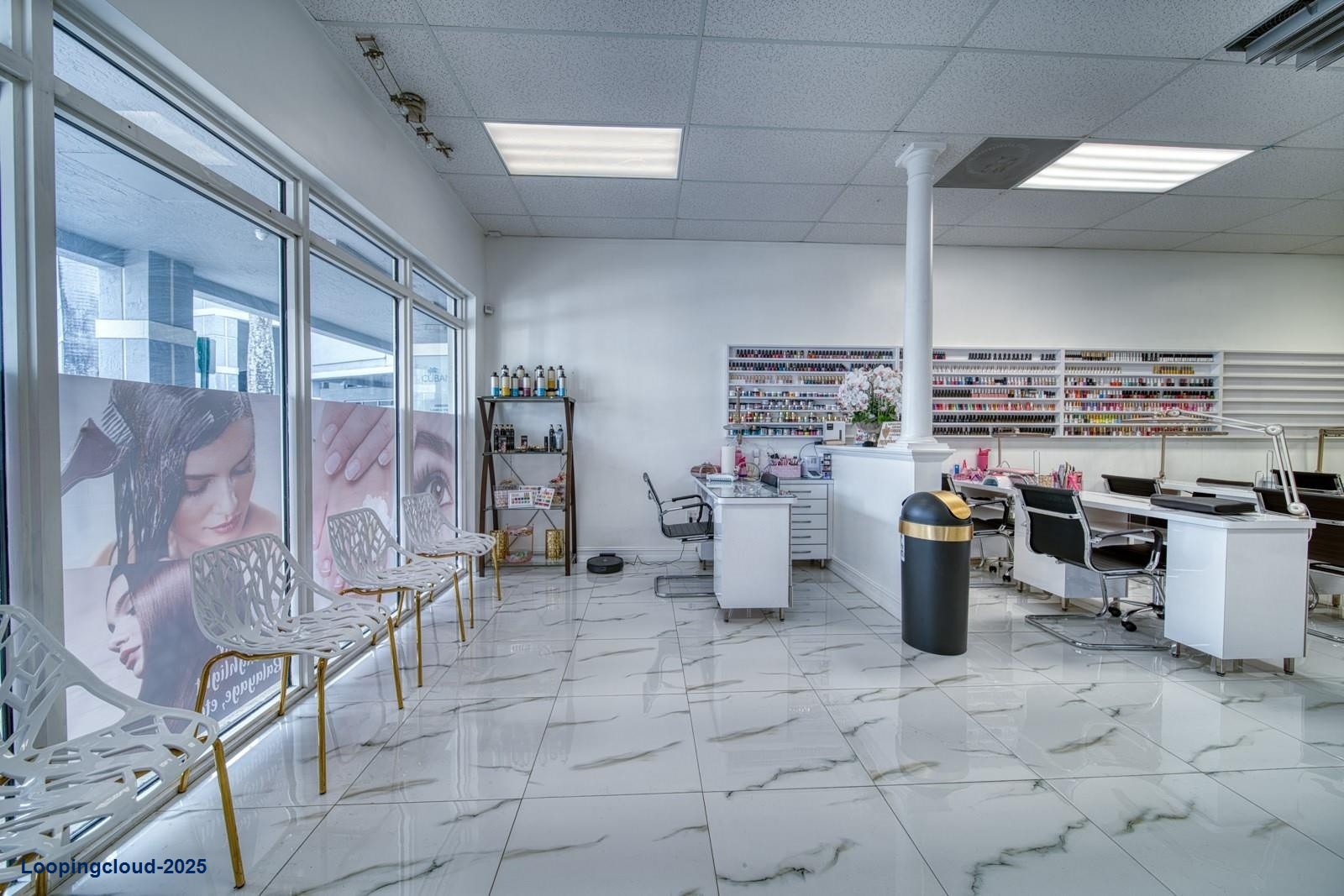 Contemporary, Fully Equipped Beauty Salon Available for Sale – Eureka & Florida Turnpike Area
