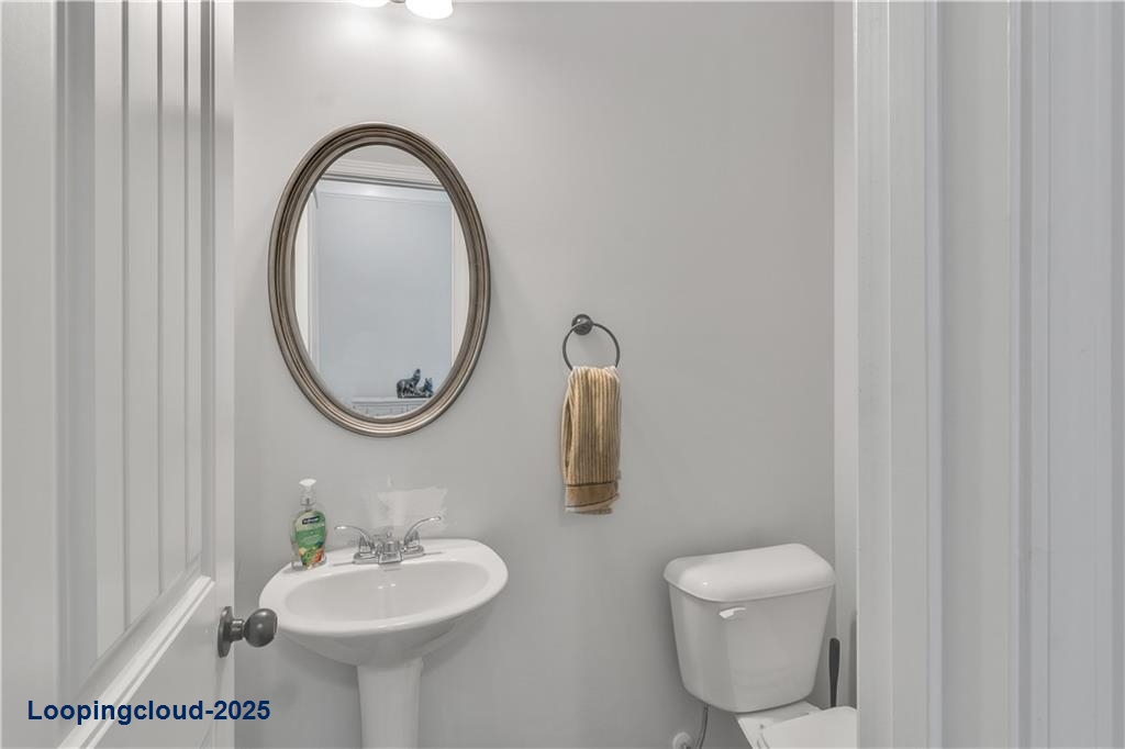 Charming Craftsman-Style Townhome with Resort-Style Amenities