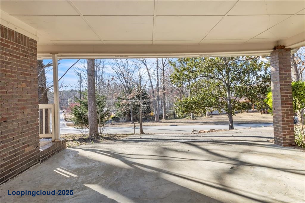 Spacious Single-Family Home with Sunroom & Workshop