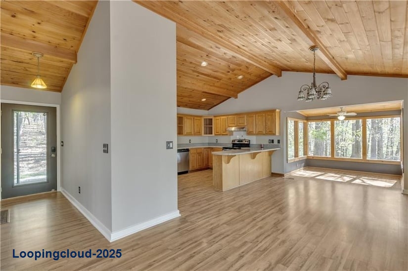 Mok Mountain Hideaway – Secluded 3BR Cabin Retreat Near Helen with STR Income Potential