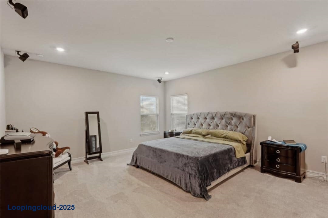 Beautiful Single Family Home For Sale