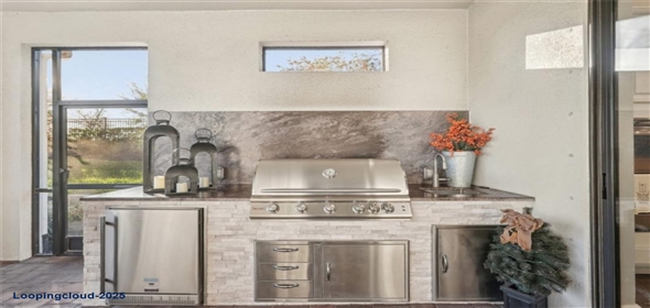 5203 RUSHMERE Court Palmetto Florida, 34221 | Elegant & Comfortable Single Family Residence