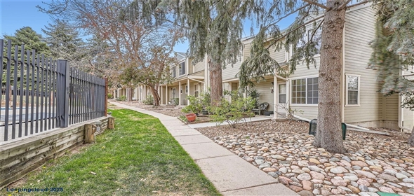 1818 S Quebec Way #11-8 Denver Colorado, 80231 | Exclusive Townhouse