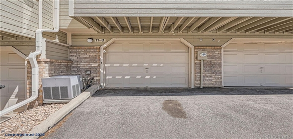 1818 S Quebec Way #11-8 Denver Colorado, 80231 | Exclusive Townhouse
