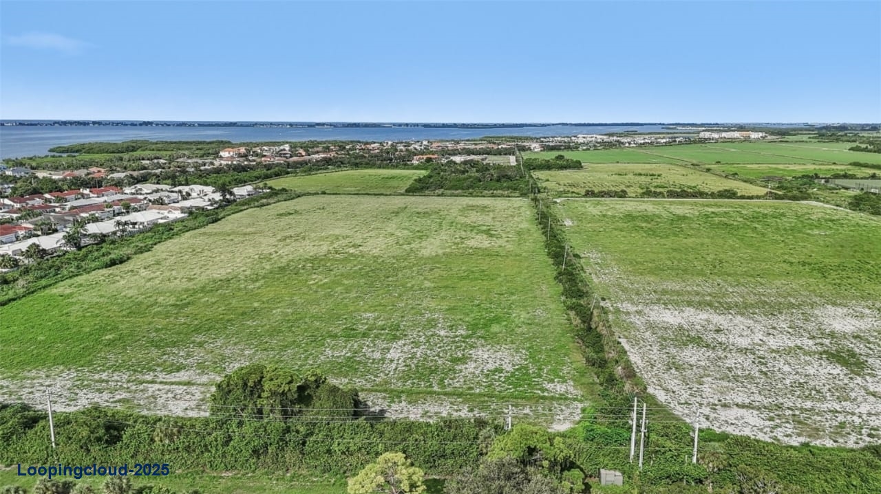 Beautifully Located Single-Family Residence