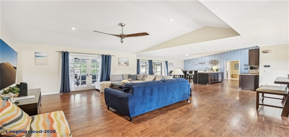 6106 45TH Street W Bradenton Florida, 34210 | Beautifully Located Single-Family Residence