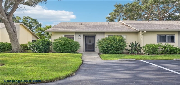2708 60TH AVENUE Terrace W #A Bradenton Florida, 34207 | Charming End-Unit Condominium