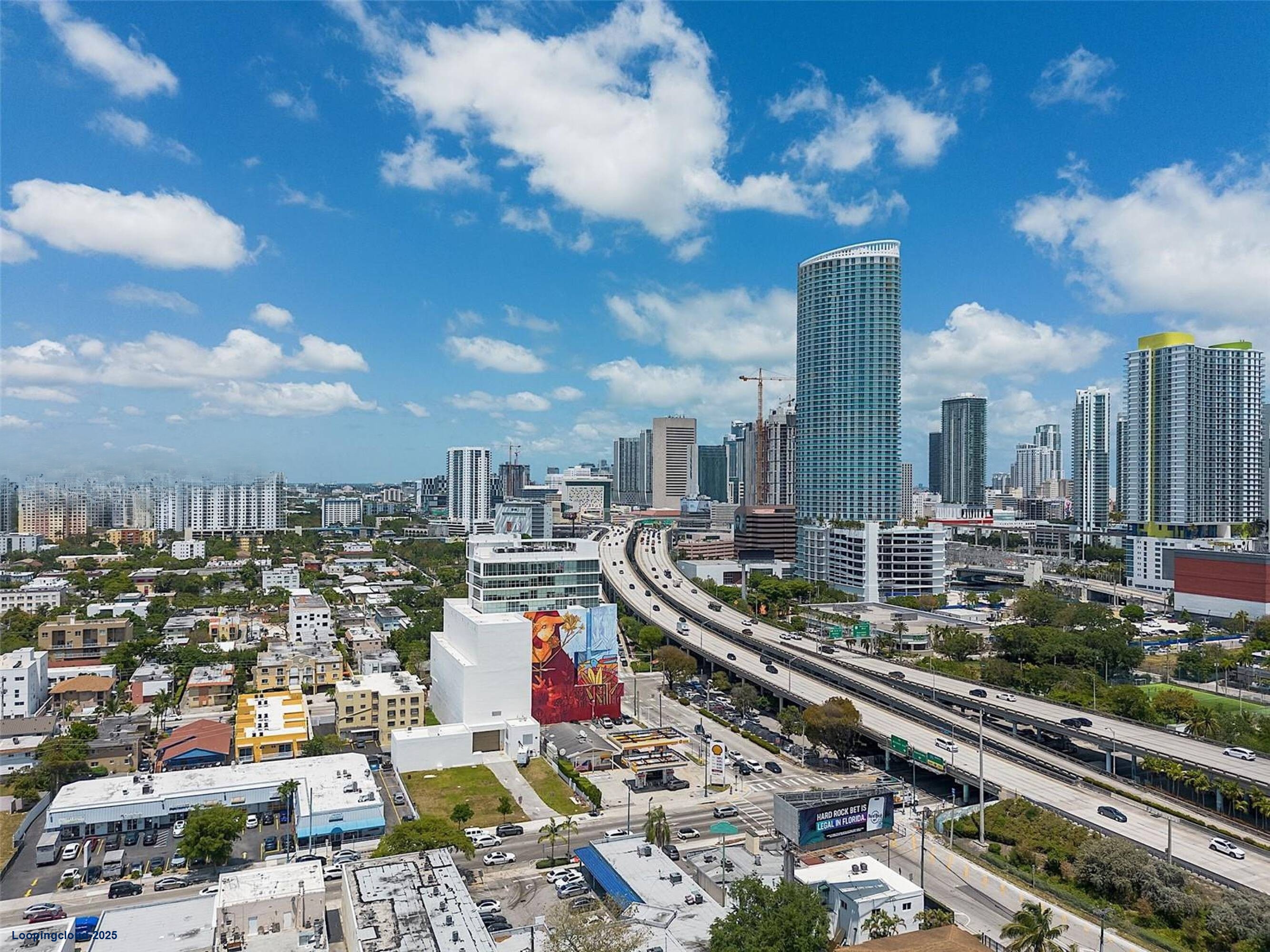Smart Space Near Brickell – 85 SF w/ Views + Conference Room Access