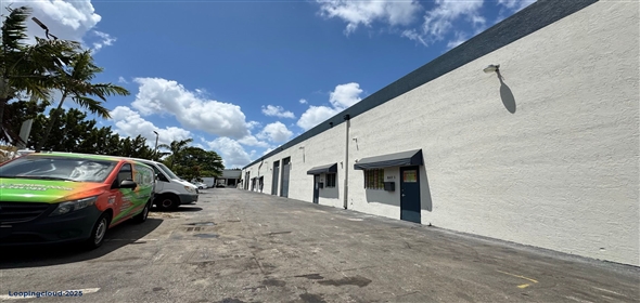 6965 NW 43rd Street, Bay 6 Doral Florida, 33166 | Great Warehouse + Office Space