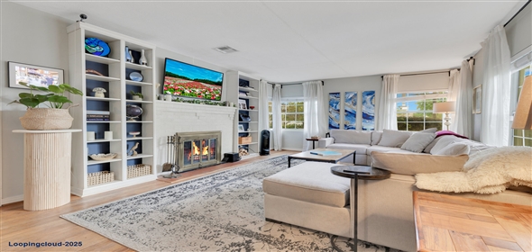 1845 Delaney Ave Orlando Florida, 32806 | Charming 2-Bedroom Retreat in Vibrant Delaney Park