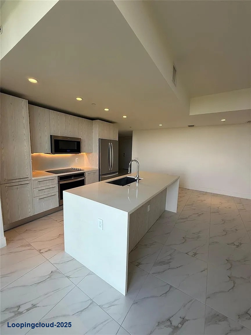 Gorgeous Condo for Rent