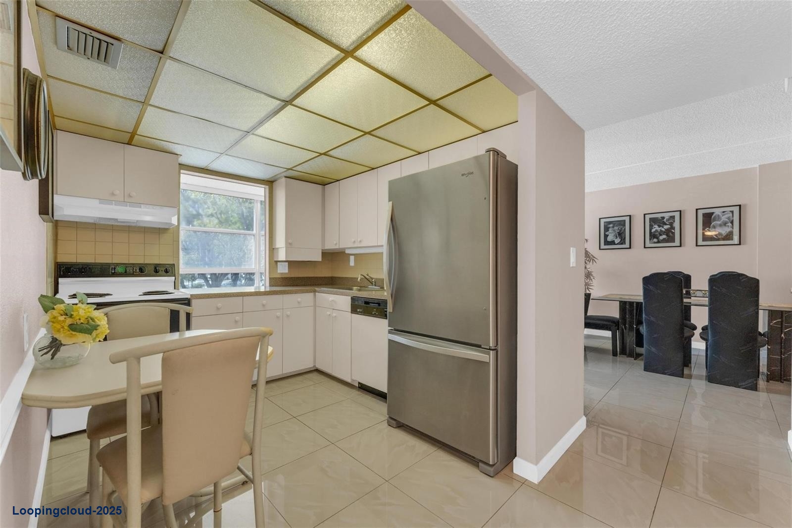 Comfortable & Convenient Condo