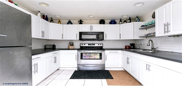 3242 Arthur St Hollywood Florida, 33021 | Lovely and Gorgeous Home