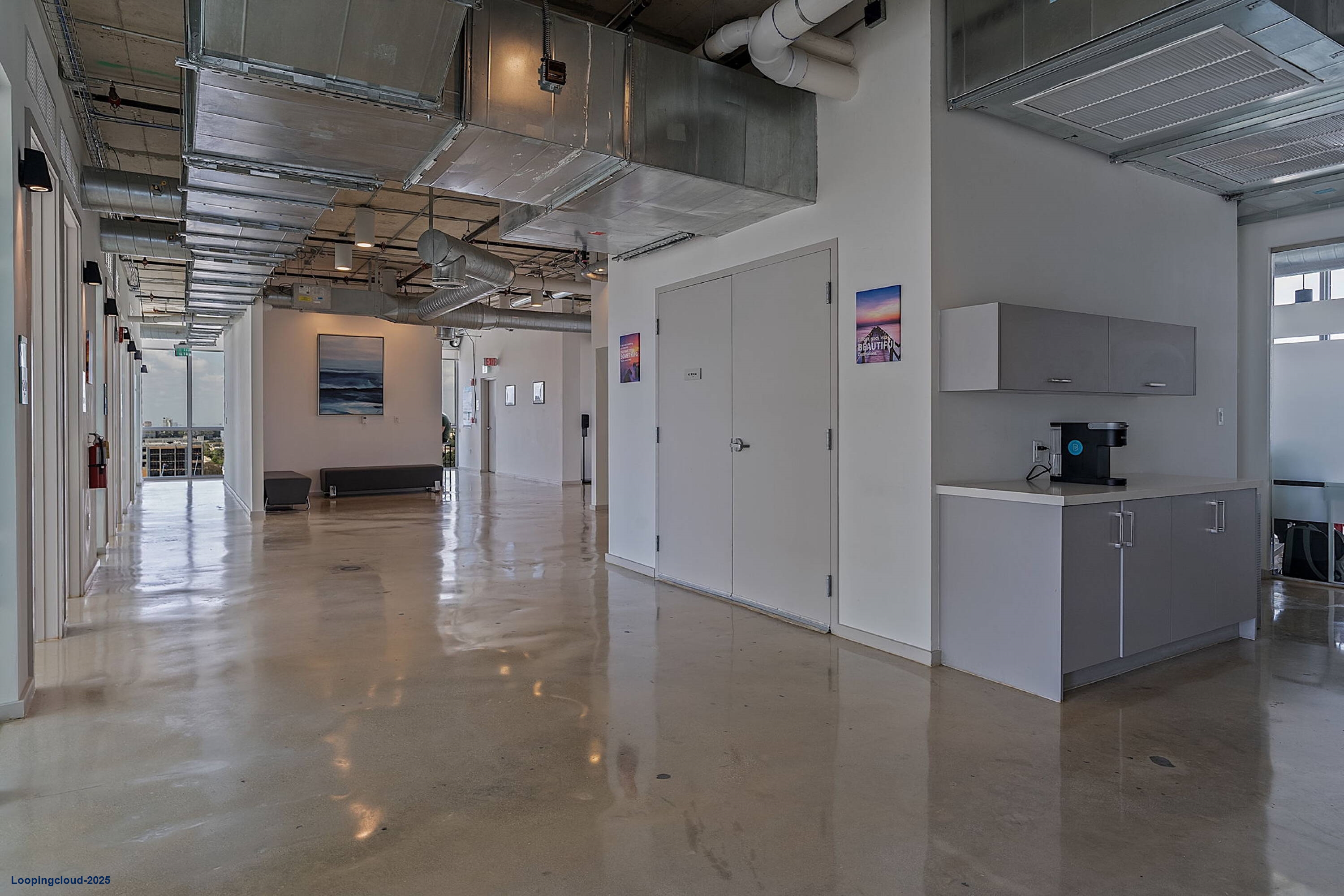 Spacious 152sf Office w/ City Views in Prime Location – $1,580/mo!