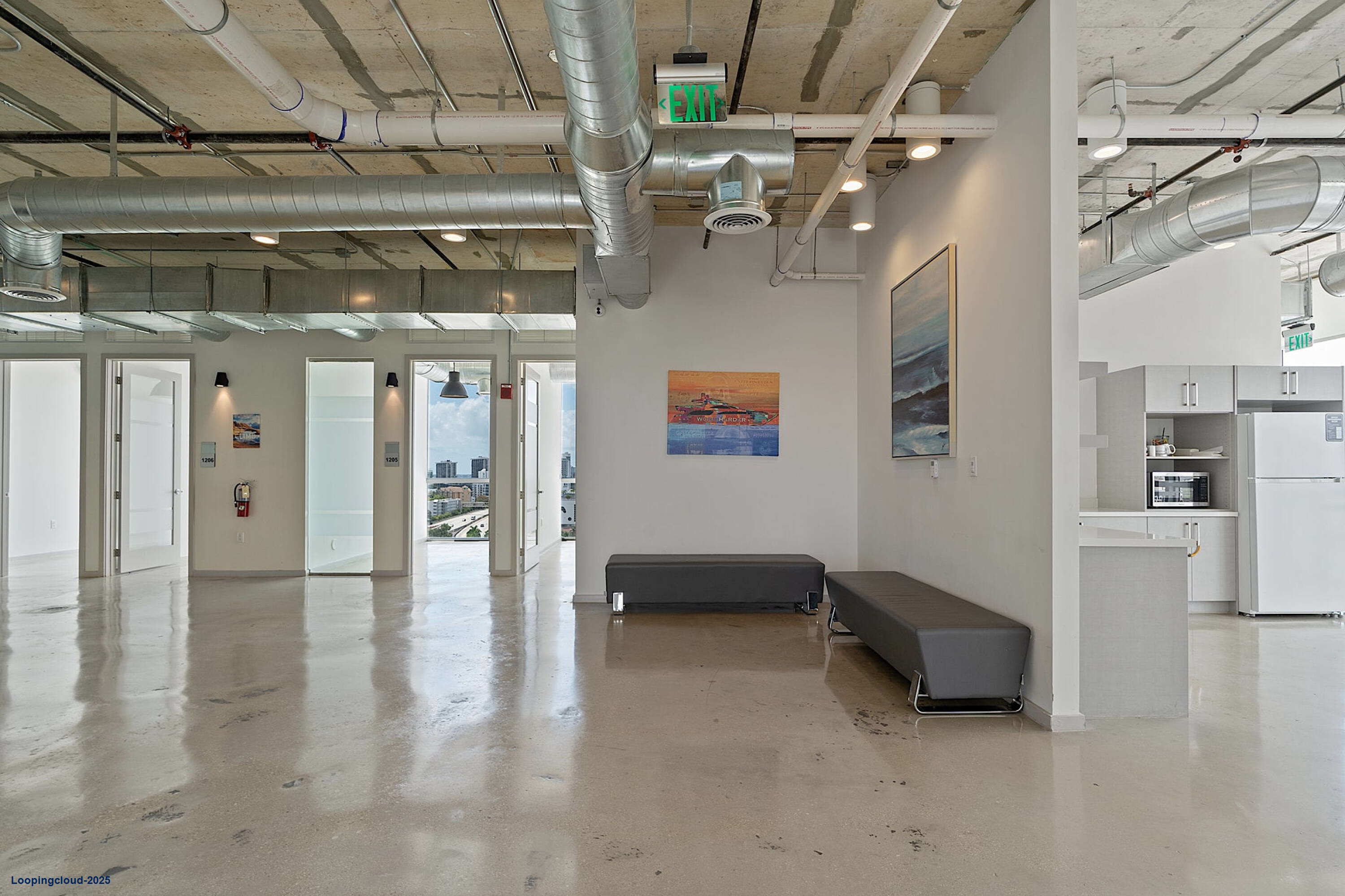 Spacious 152sf Office w/ City Views in Prime Location – $1,580/mo!