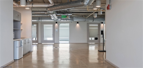 420 SW 7th St # 908 Miami Florida, 33130 | Modern 89.3sf Office Near Brickell