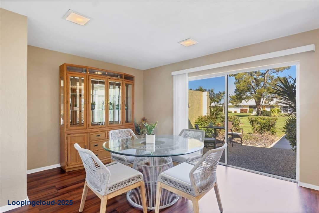 Beautifully Maintained Villa