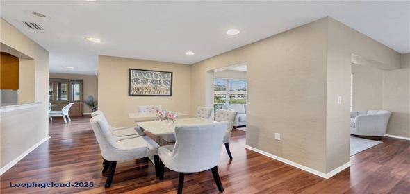 3749 AMESBURY Lane #5608 Sarasota Florida, 34232 | Beautifully Maintained Villa