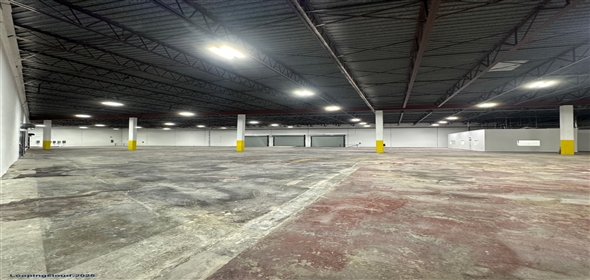7675 NW 80th Terrace Medley Florida, 33166 | Beautiful Warehouse Office