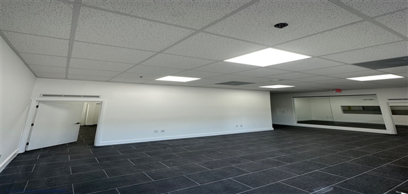 7675 NW 80th Terrace Medley Florida, 33166 | Beautiful Warehouse Office