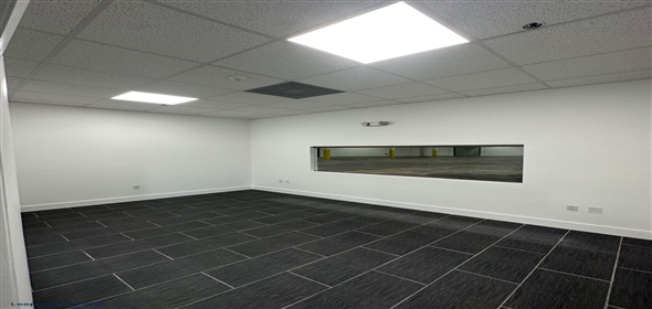7675 NW 80th Terrace Medley Florida, 33166 | Beautiful Warehouse Office