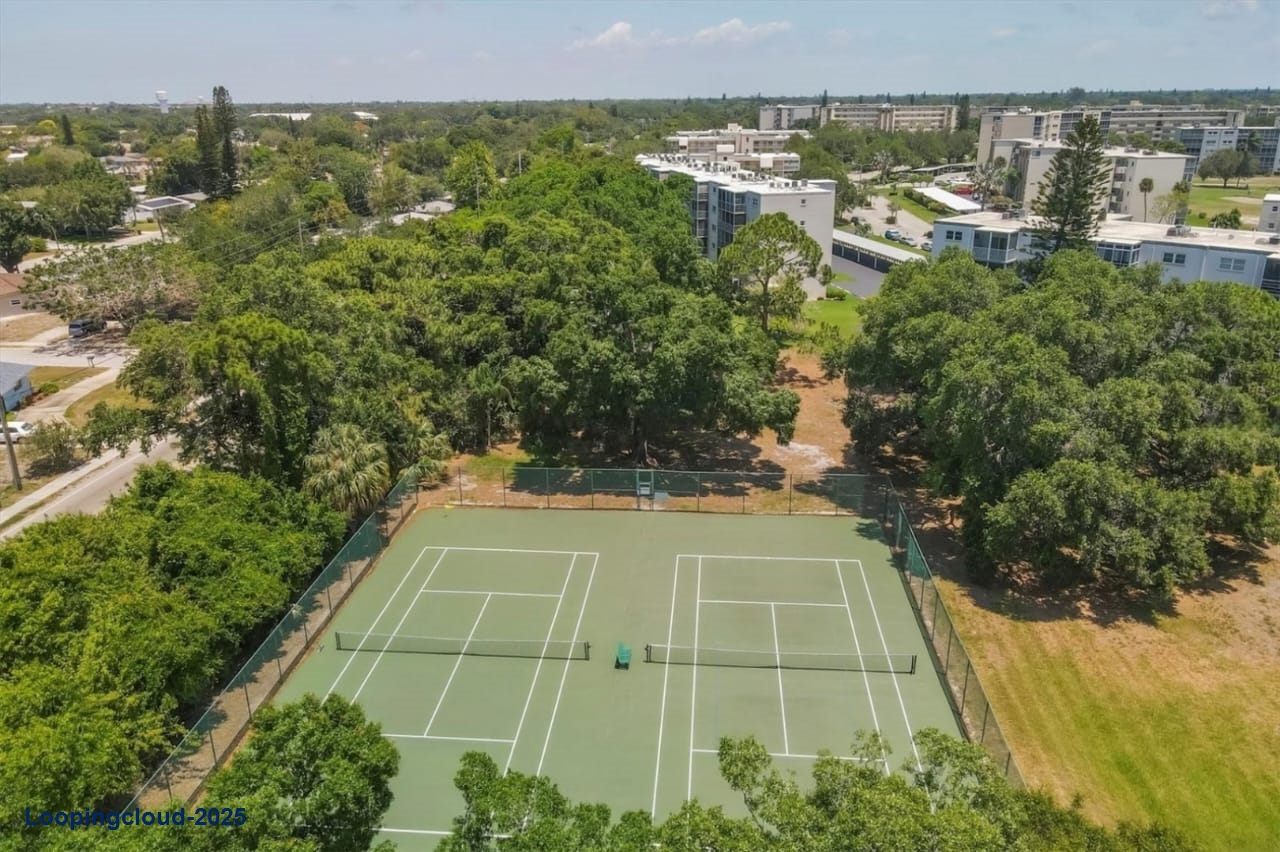 Beautifully Updated End-Unit Condo