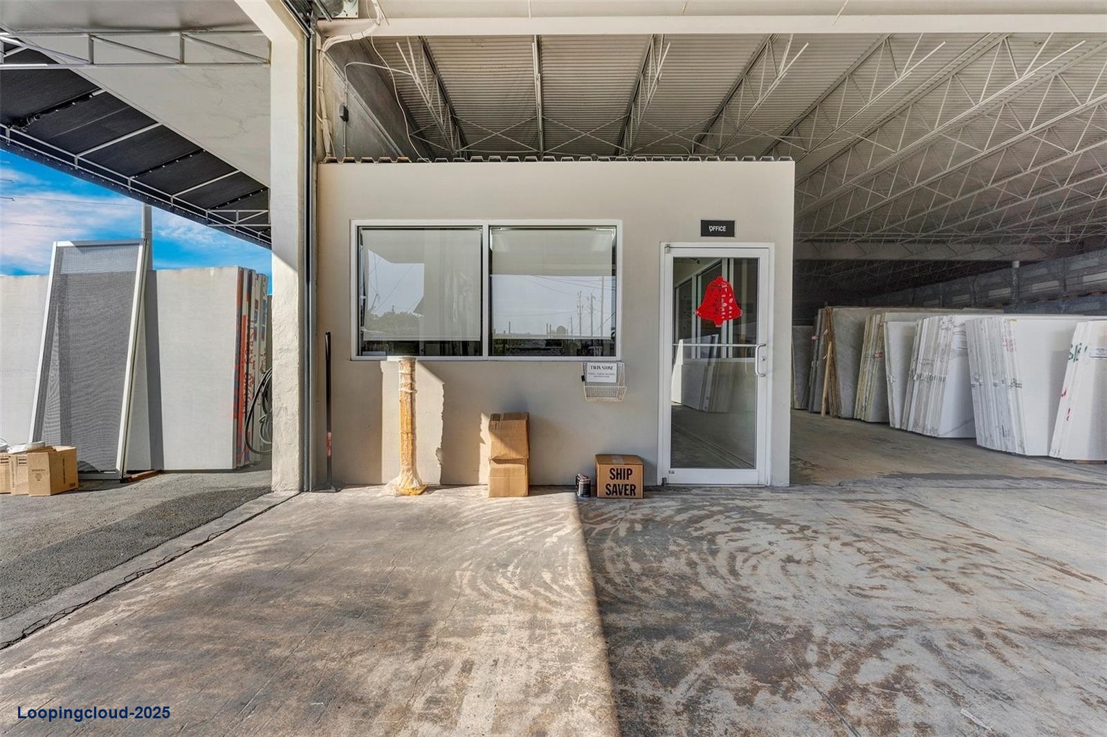 Industrial Property with Office and Multiple Bay Doors